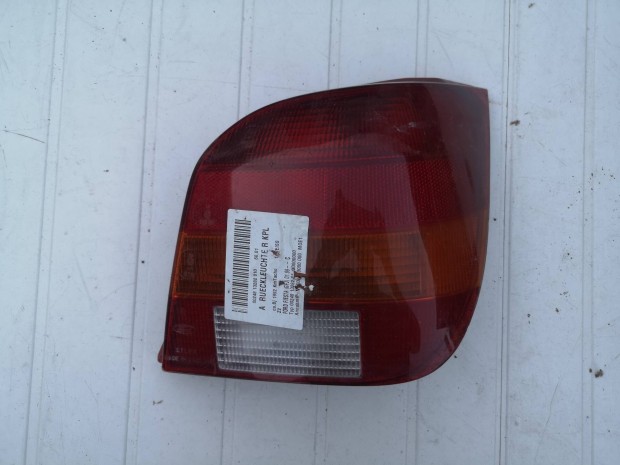 Ford Fiesta Mklll jobb h�ts� l�mpa 