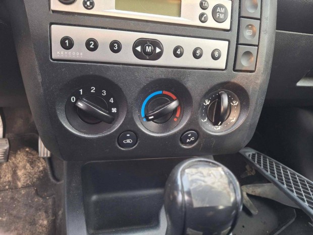 Ford Fiesta V ftskapcsol
