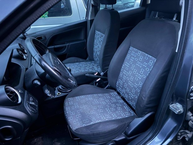 Ford Fiesta V ülés szett, ajtókárpit