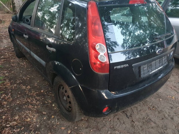 Ford Fiesta alkatrszenknt 5000-ft tl.