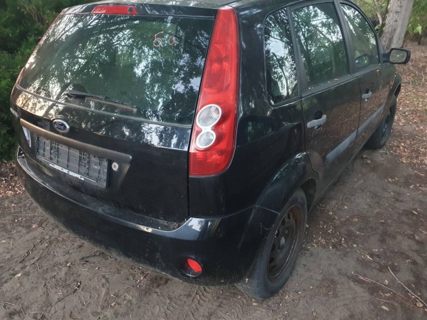 Ford Fiesta alkatr�szenk�nt.