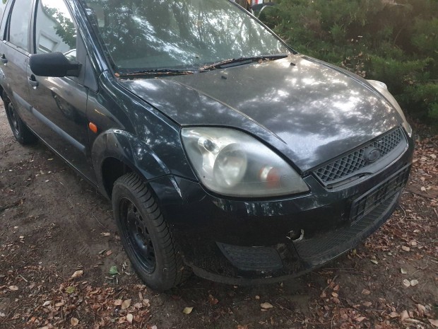 Ford Fiesta alkatrszknt.