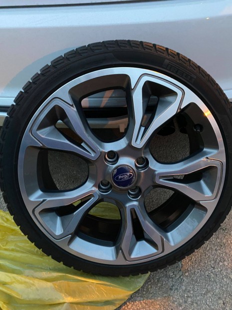 Ford Fiesta alufelni_18"-os+tlig gumi+ guminyoms szenzor