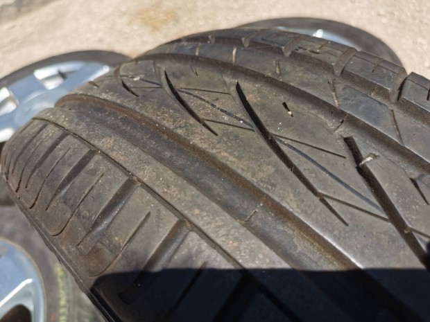 Ford Fiesta gyári alufelni garnitúra 15coll eladó