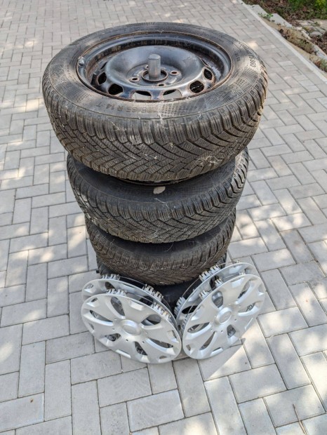 Ford Fiesta tli kerkszett 14" lemezfelni tligumi dsztrcsa