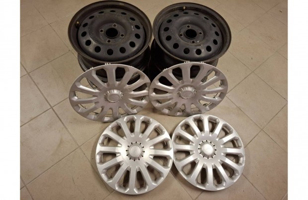 Ford Fieszt�ra val� lemezfelni �s a felnire val� diszt�rcsa