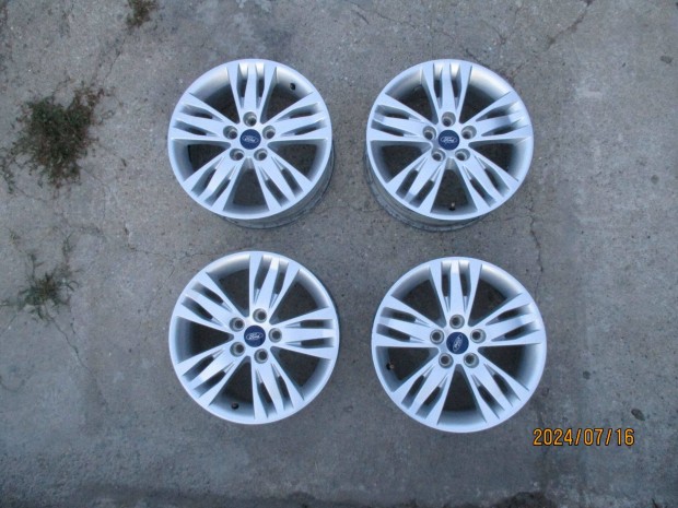 Ford Focus 16-colos gyri alufelni