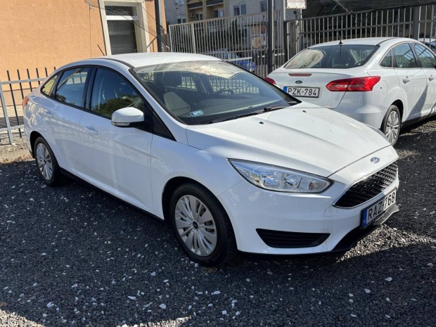 Ford Focus 1.0 Ecoboost Trend Magyar VEZ. SZERV...