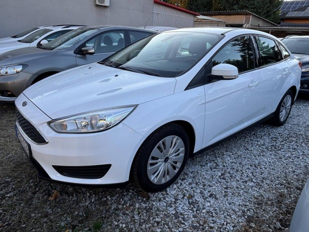 Ford Focus 1.0 Ecoboost Trend Magyar VEZ. SZERV...