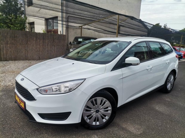 Ford Focus 1.0 Gtdi Ecoboost Trend M.o.-i! 65eK...