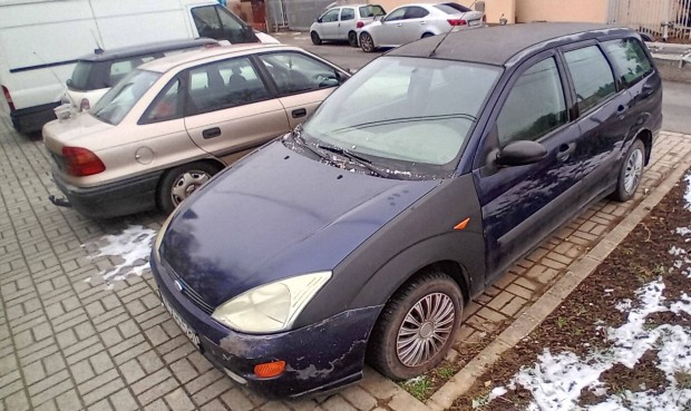 Ford Focus 1.4 16V Zetec Kombi 2000 vj. Alkatrszek Eladk