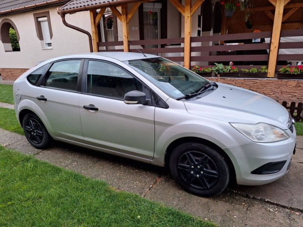 Ford Focus 1.4 Ambiente