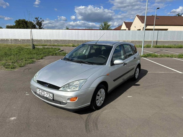Ford Focus 1.4 Ambiente