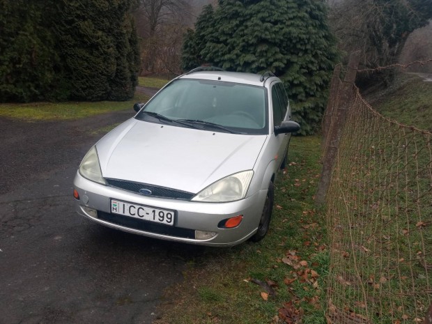 Ford Focus 1.4 Ambiente