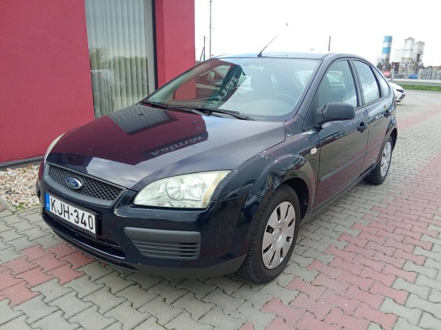 Ford Focus 1.4 Ambiente Eszttikai hibkkal!!