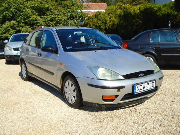 Ford Focus 1.4 Ambiente J motorral.klmval