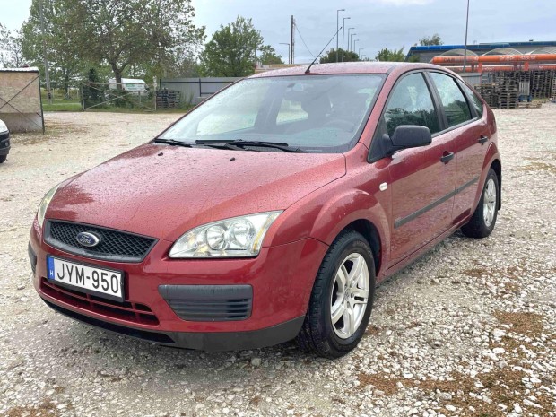 Ford Focus 1.4 Ambiente Magyarországi. Garantál...