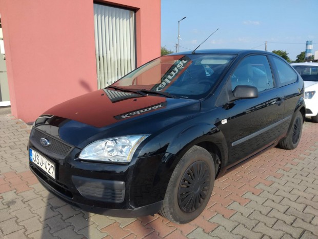 Ford Focus 1.4 Trend Magyarországi első Tulajdo...