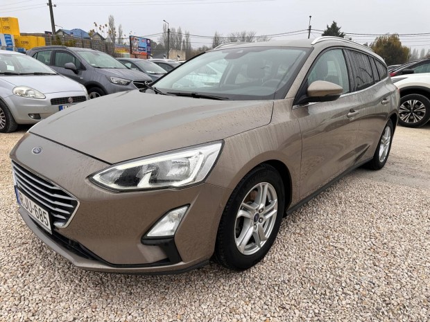 Ford Focus 1.5 Ecoblue Business 1 v Garanciva...