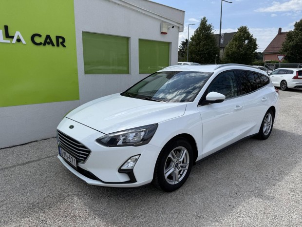 Ford Focus 1.5 Ecoblue Business Szervizkönyv /...
