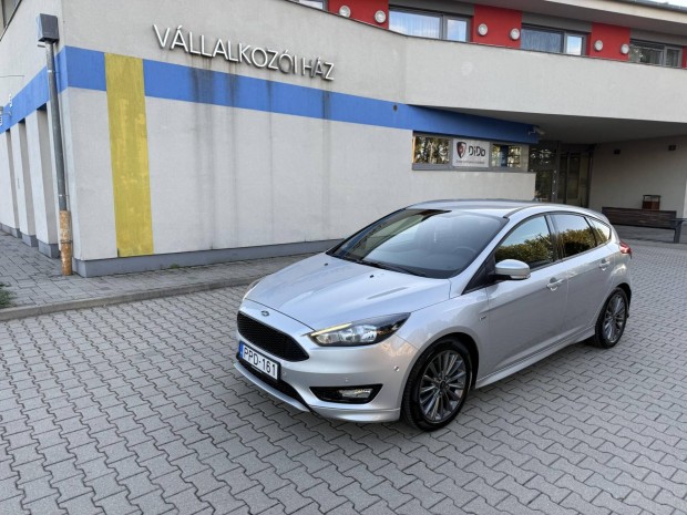 Ford Focus 1.5 Ecoboost ST-Line