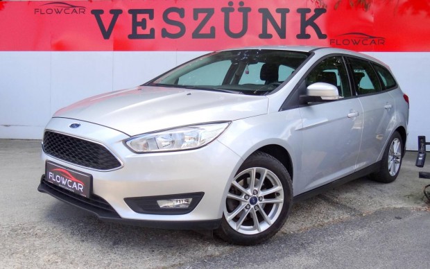 Ford Focus 1.5 TDCI Technology Kevés Kilométer!...