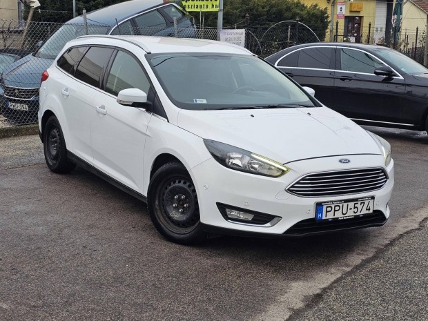 Ford Focus 1.5 TDCI Titanium Magyarorsz�gi! 1 t...