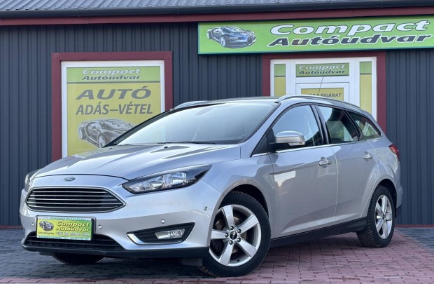 Ford Focus 1.5 TDCI Titanium Teljes Nagy Szerv...