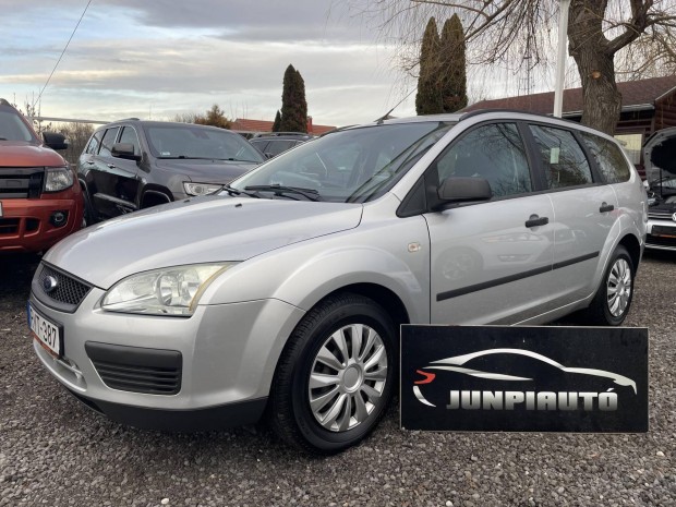 Ford Focus 1.6 Ajndk Tligumikkal j motorral...