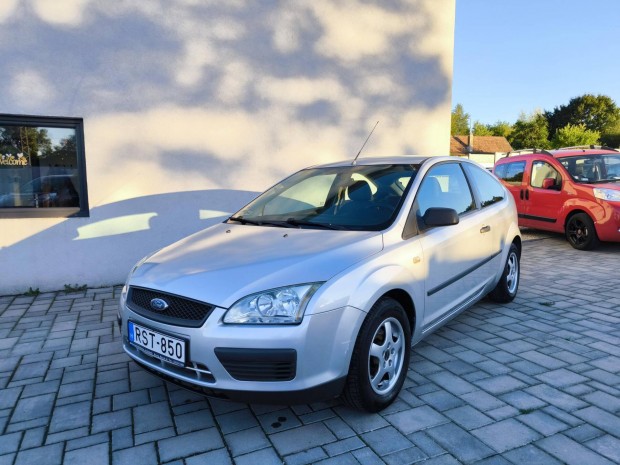 Ford Focus 1.6 Ambiente Jéghideg klíma! Csere-b...