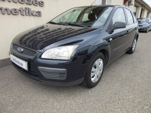 Ford Focus 1.6 Ambiente Klima. ABS !