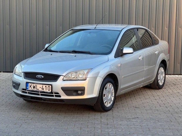 Ford Focus 1.6 Ambiente Magyarorszgi - Rendsze...