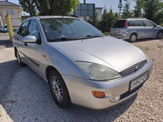 Ford Focus 1.6 Comfort Friss műszaki! Hideg klíma!