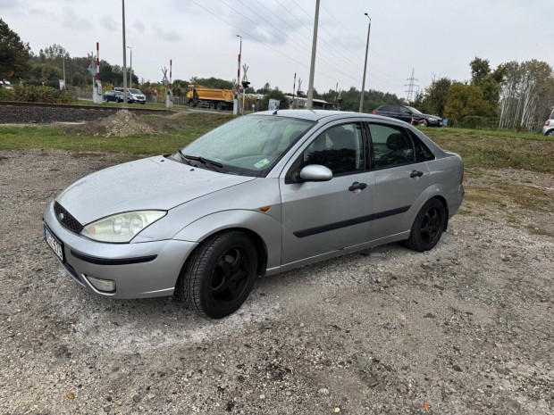 Ford Focus 1.6 Comfort (Automata) Magyarországi!