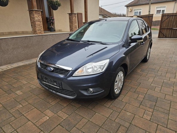 Ford Focus 1.6 Fresh 174 Ekm! Első Szélvédőfűtés!