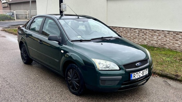 Ford Focus 1.6 Fresh 208.000km. Napfnytet. j...