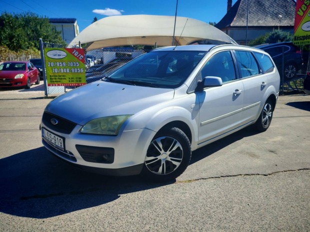 Ford Focus 1.6 Ghia