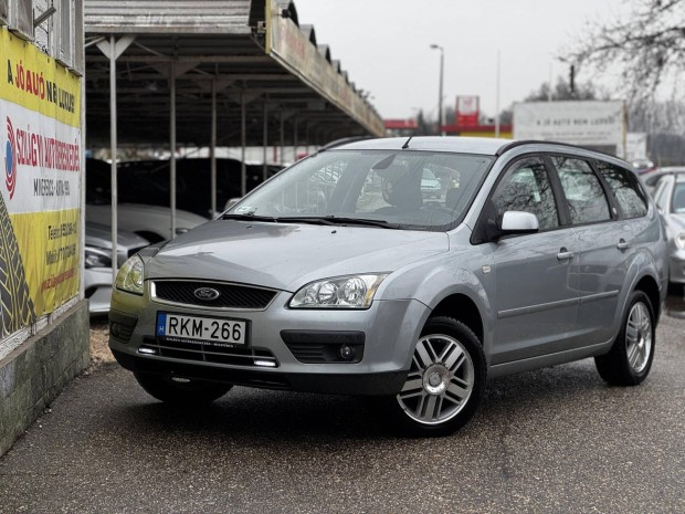 Ford Focus 1.6 Ghia ITT �s Most Akci�!!!