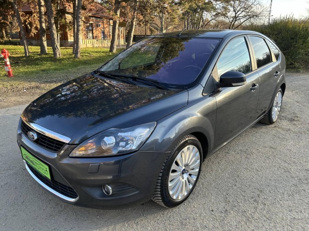 Ford Focus 1.6 Ghia Titanium X-Szervizknyv!