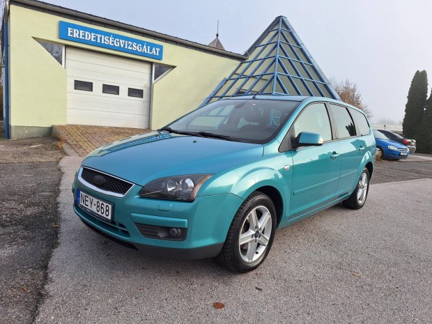 Ford Focus 1.6 Ghia Titanium - Automata Vlt -...