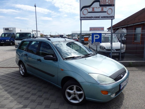 Ford Focus 1.6 Ghia Vonóhorog&Klíma&Alufelni+TÉ...