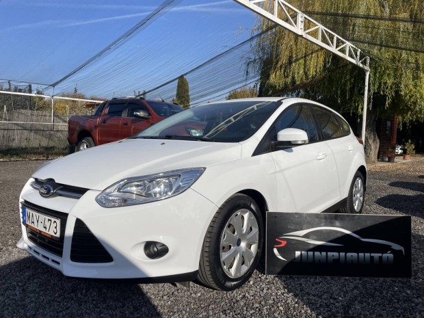 Ford Focus 1.6 Remek llapot szgk. 5 l-es fogy...