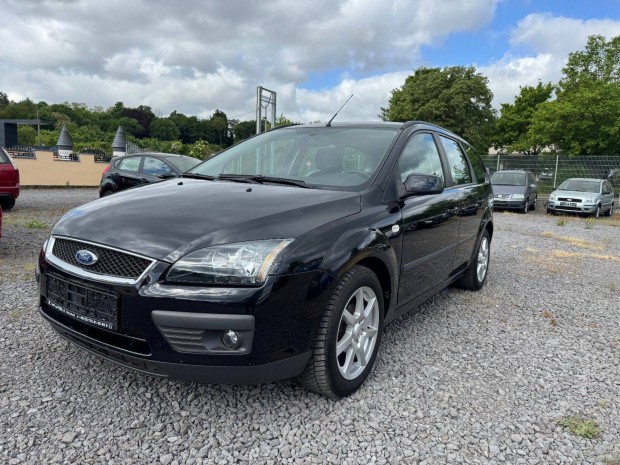Ford Focus 1.6 TDCI 90LE alkatrsz