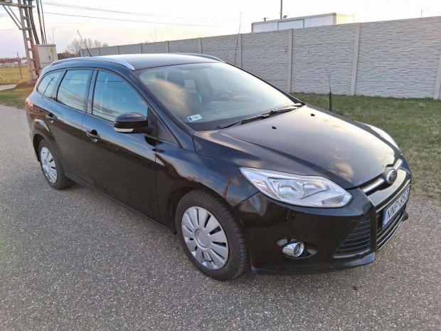 Ford Focus 1.6 TDCI Navi, Tempomat, Tolat�radar