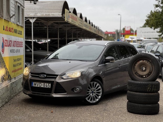 Ford Focus 1.6 TDCi Champions ITT és Most Akció...