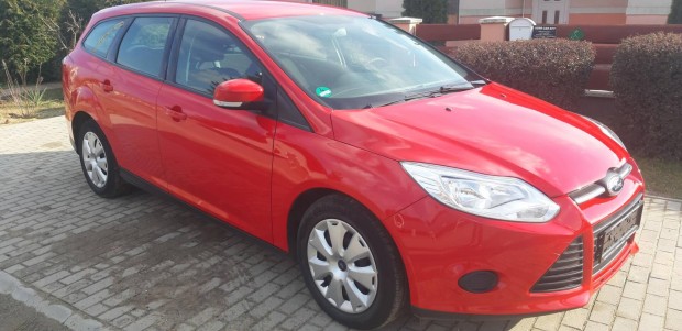 Ford Focus 1.6 TDCi Champions Szervizknyv. fri...