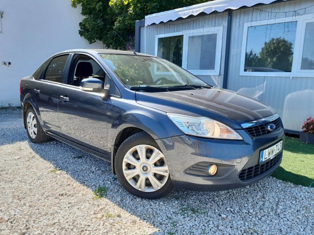 Ford Focus 1.6 TDCi Fresh DPF vonóhorog. mo-i!
