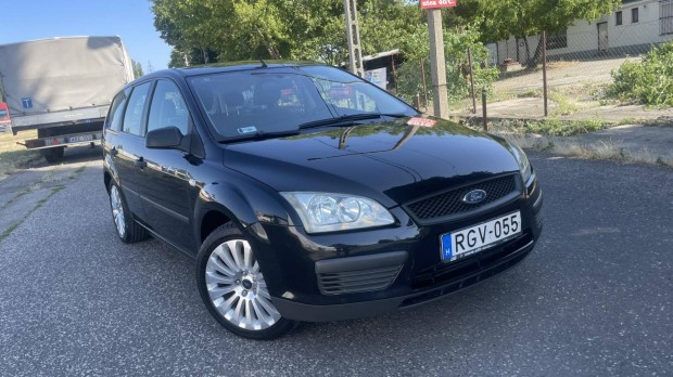 Ford Focus 1.6 TDCi Ghia Klíma.Ülésfűtés.Vonóhorog