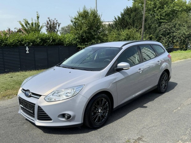 Ford Focus 1.6 TDCi Titanium 3 v Garancia/SZER...