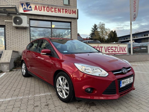 Ford Focus 1.6 TDCi Titanium Magyar-2 Tulajdono...